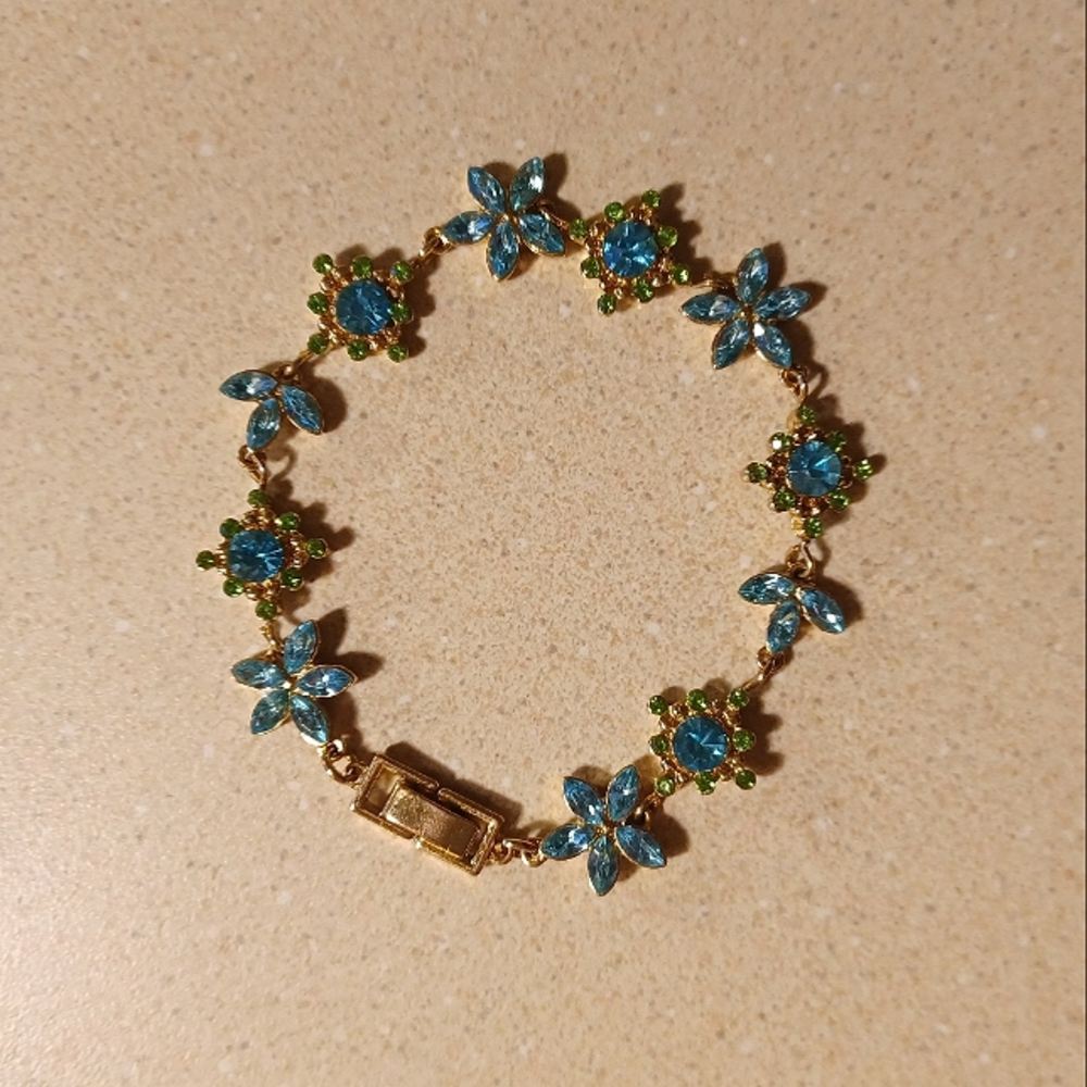 Gold and turquoise flower bracelet